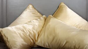 Cream silk pillow cases are perfect for hair, skin and beautiful sleep