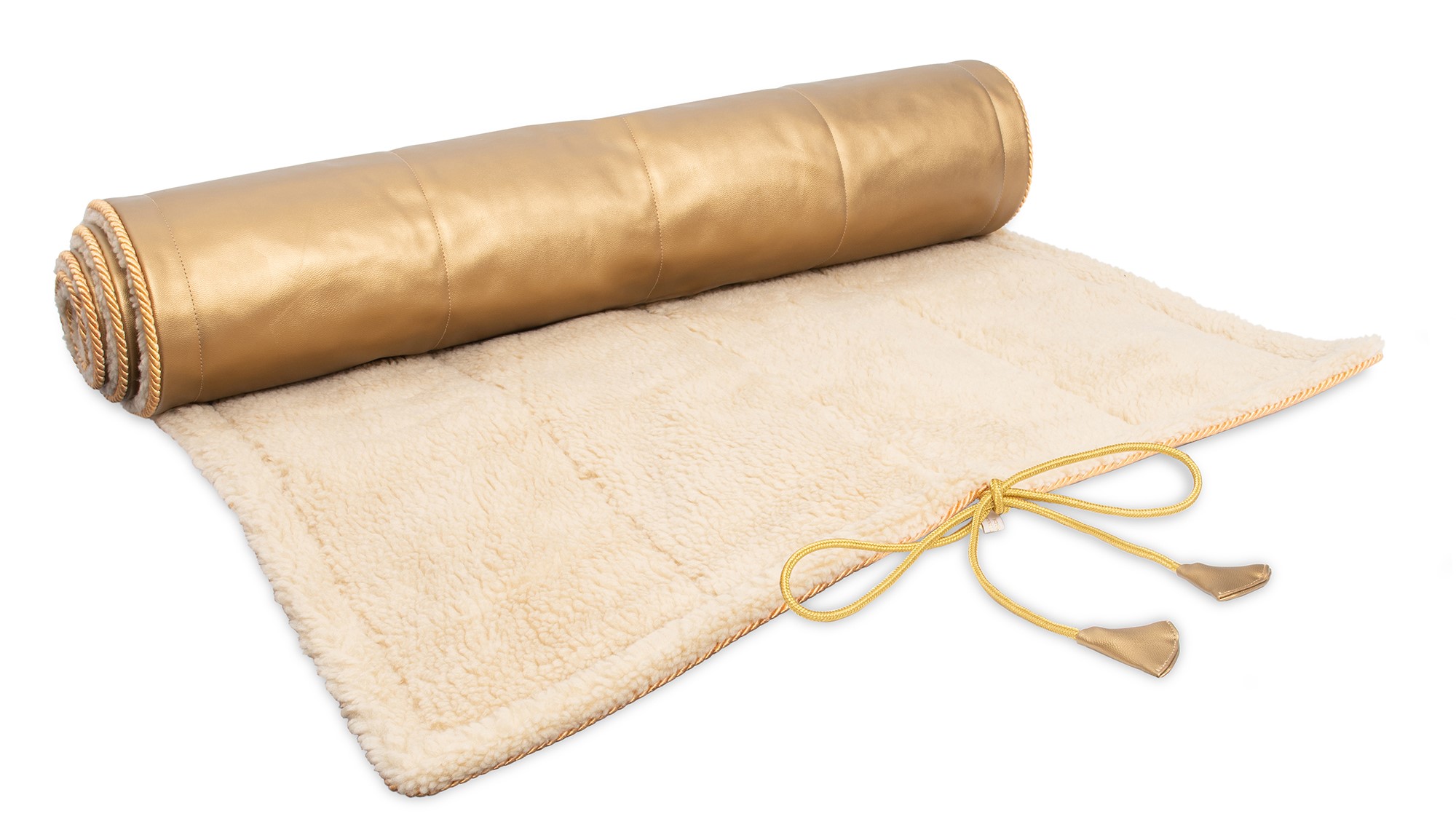 A traditional Yoga rug Mat with an eco, performace fleece top with dried Lavender flowers inside for an extra relaxaing element to your practice.